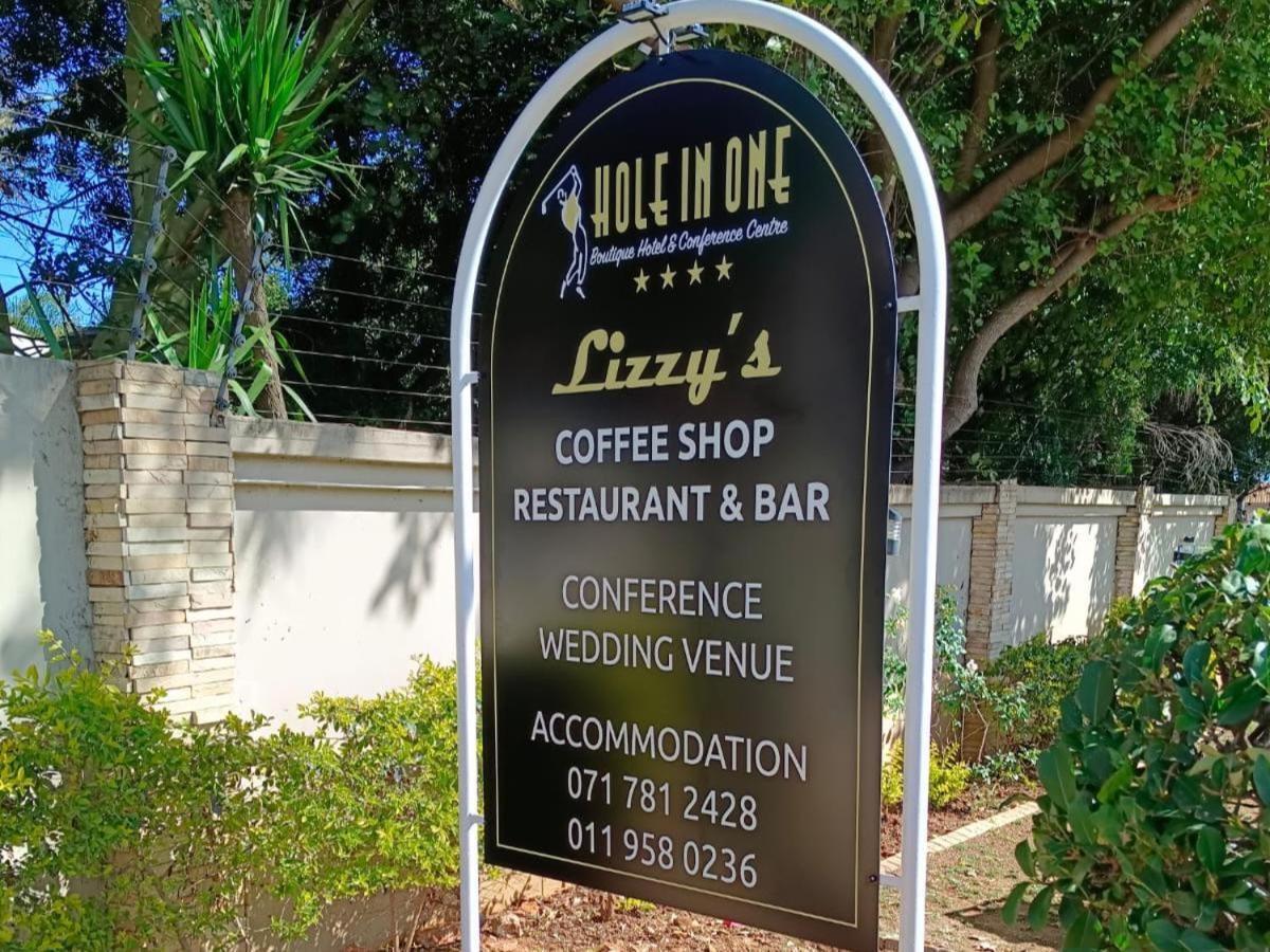 Hole In One Hotel Roodepoort Eksteriør billede